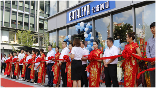 開(kāi)業(yè)慶典19.jpg 開(kāi)業(yè)慶典19.jpg